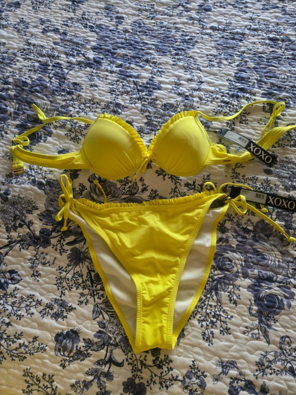 XOXO Neon Yellow Ruffle-Trim Push-Up Bikini